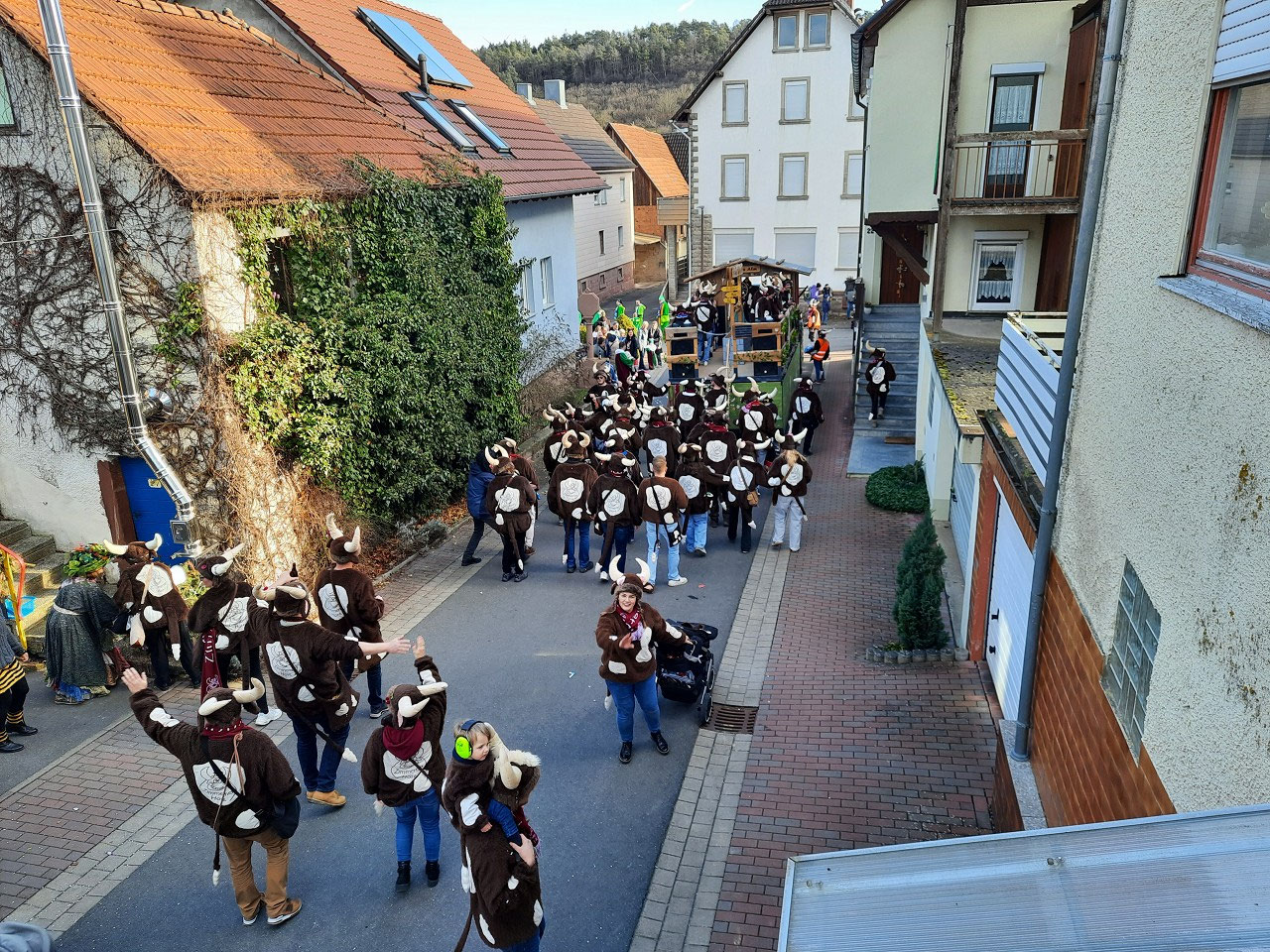 Umzug 2025: Kuhtruppe von oben
